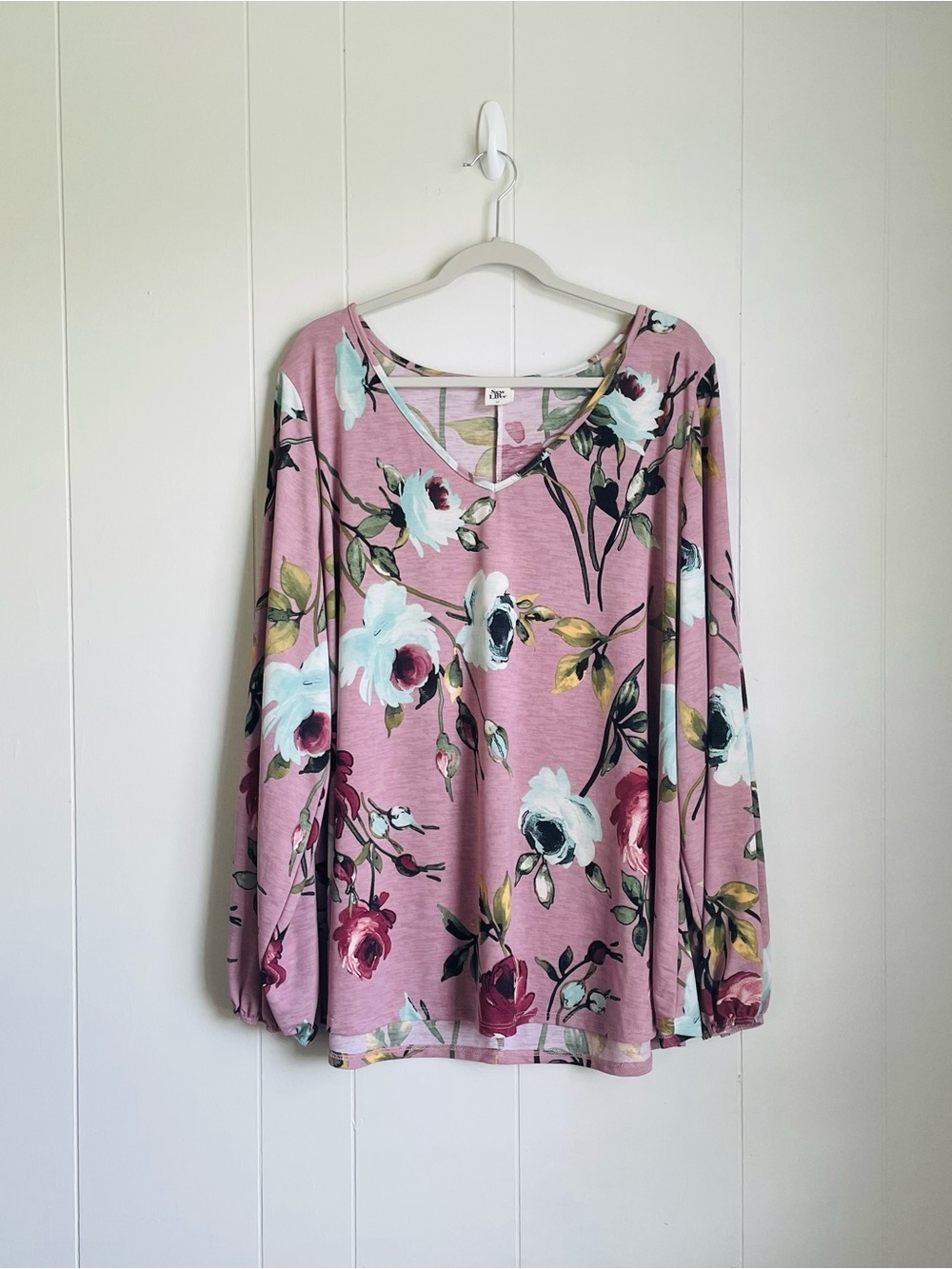 Sew in Love 3X Pink Floral V-Neck Tunic Top Long Sleeve Stretch Blouse